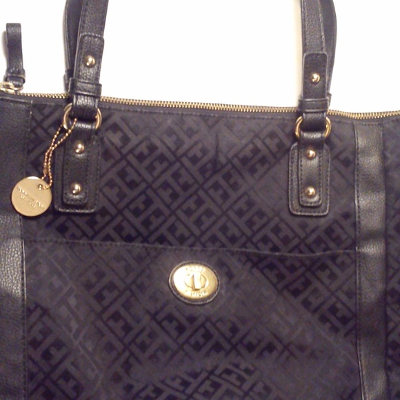 Ladies Black Handbag - Picture 4 of 6